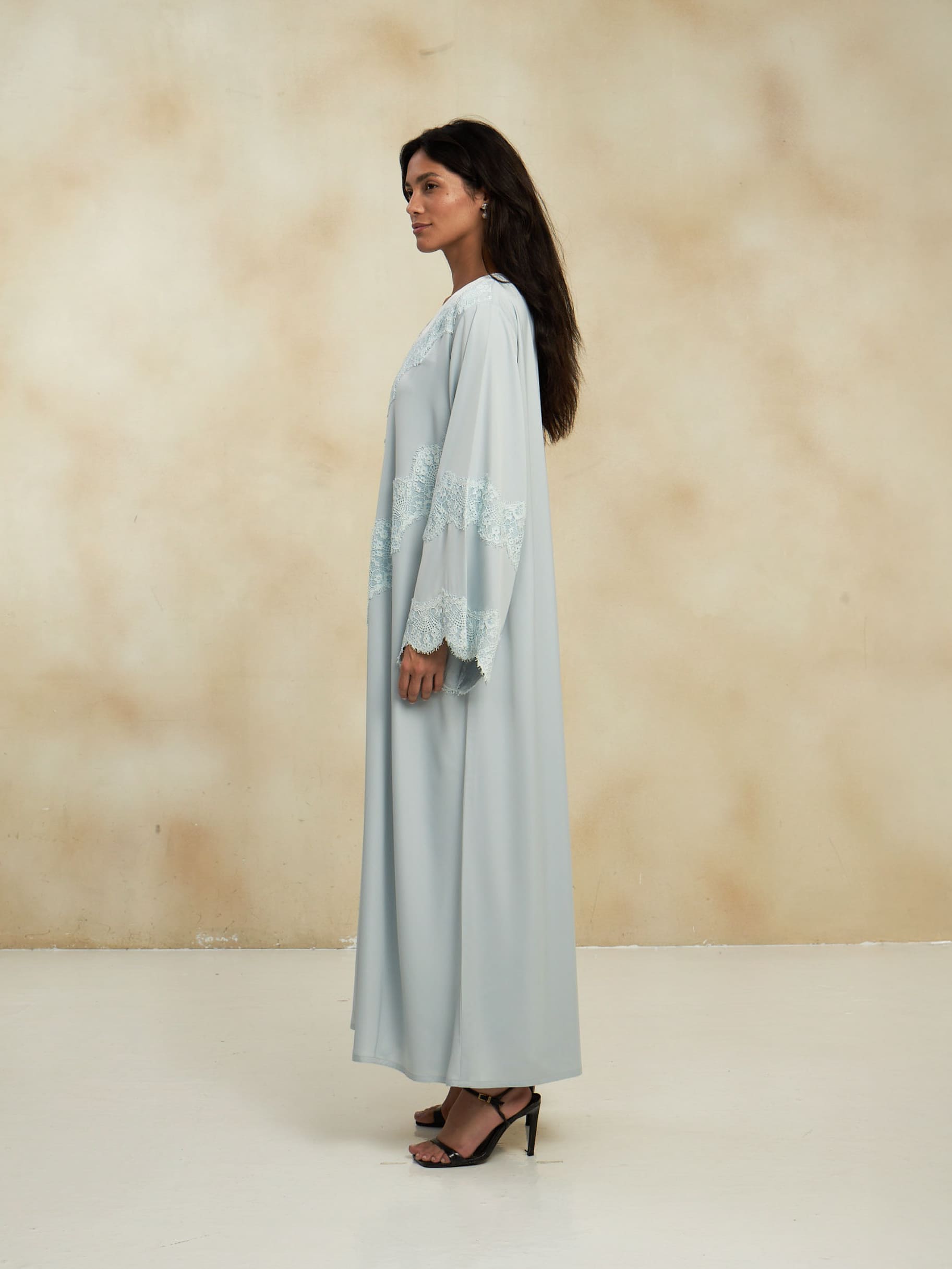 Tropical Pearl Abaya
