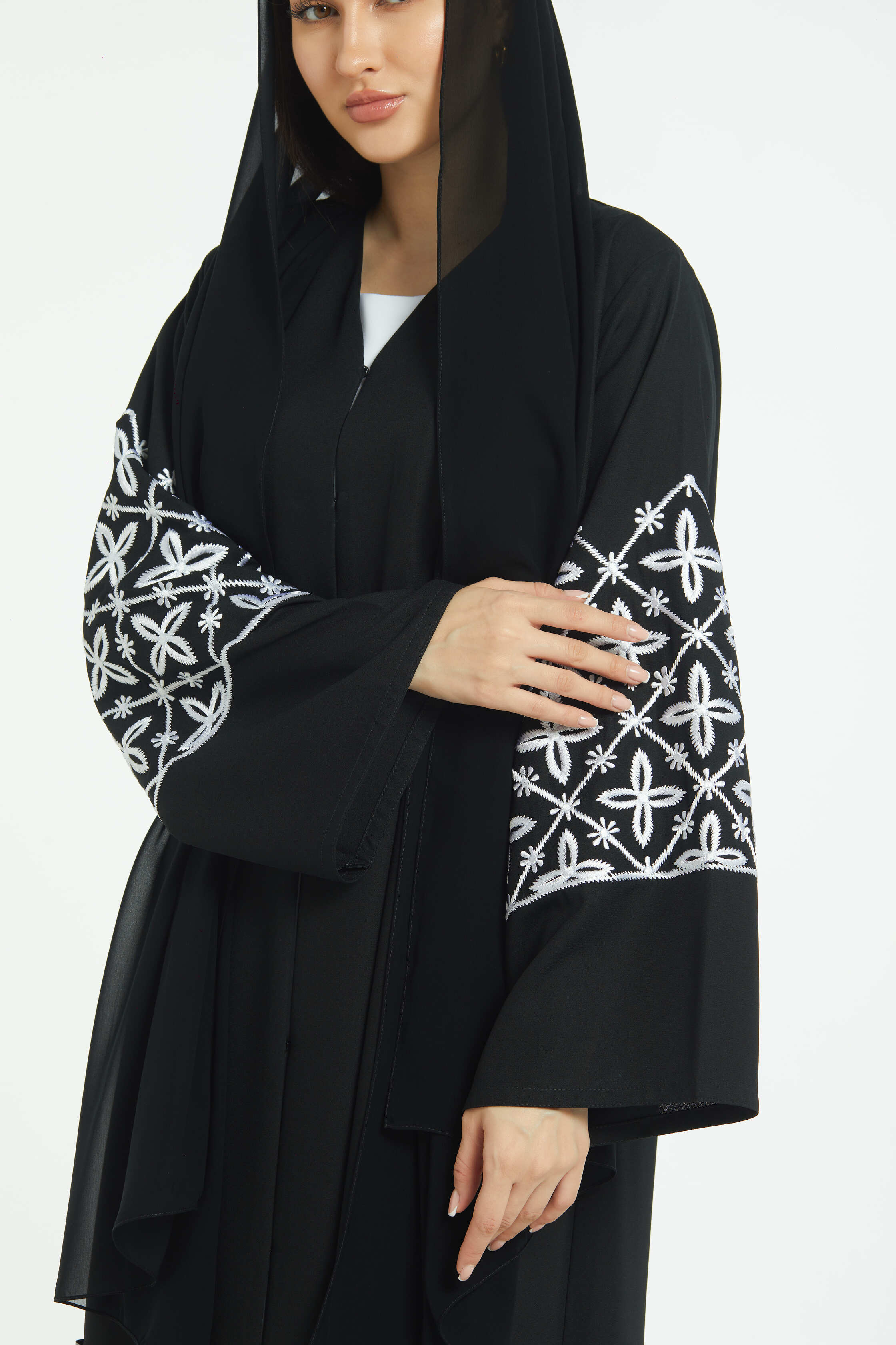 Floral Medallion Abaya Abaya Telal Femina