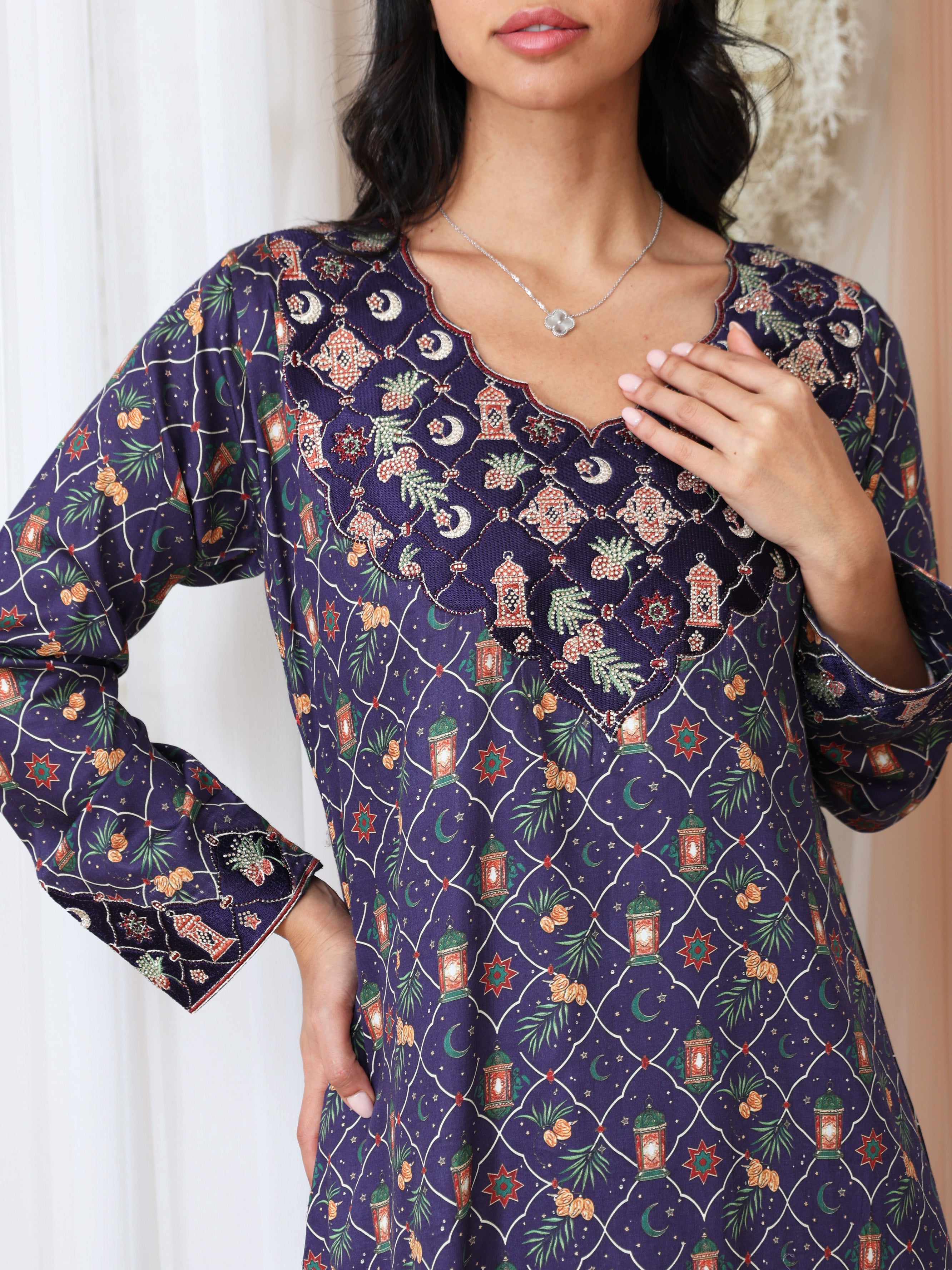 Midnight Lantern Glow